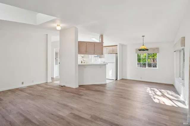 $275,000 | 200 Mexican Flag Way, Sonoma, CA 95476