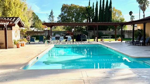 $275,000 | 200 Mexican Flag Way, Sonoma, CA 95476