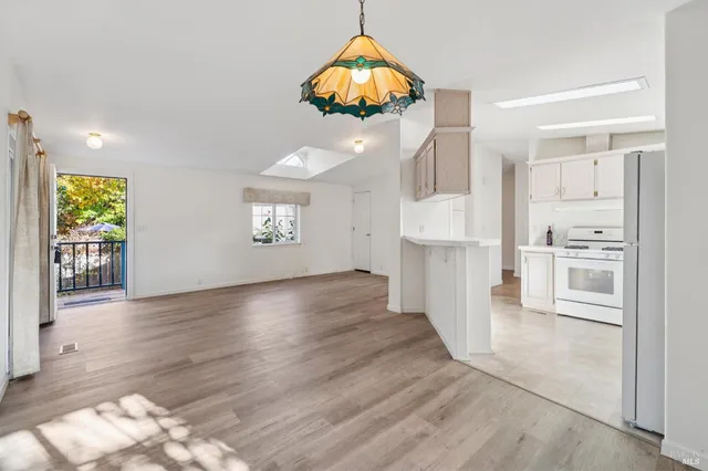 $275,000 | 200 Mexican Flag Way, Sonoma, CA 95476