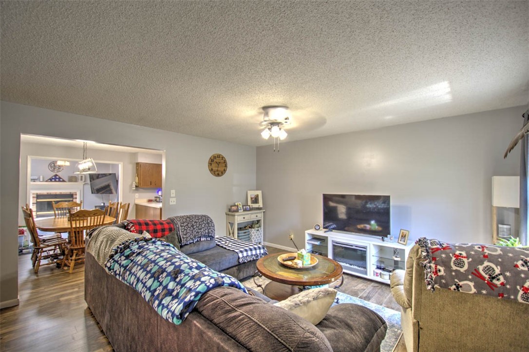 1157 Cornell Drive Decatur, IL 62522 - Photo 6 of 21