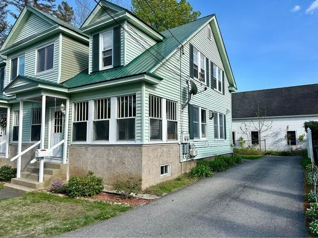 $2,300 | 20 Mitchell Place, Laconia, NH 03246