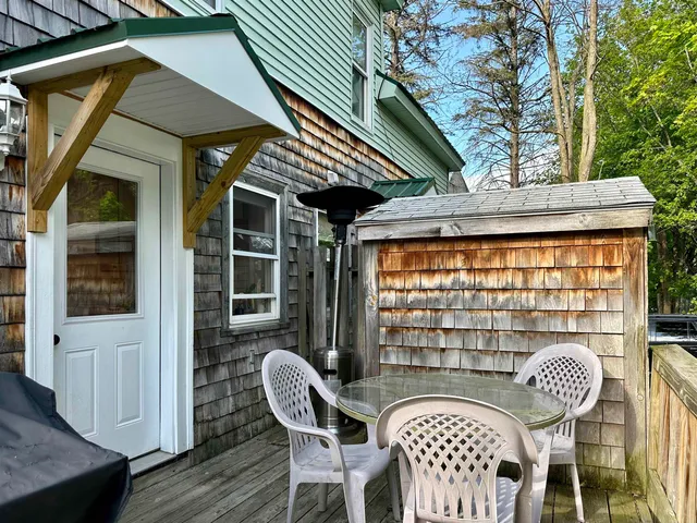 $2,300 | 20 Mitchell Place, Laconia, NH 03246