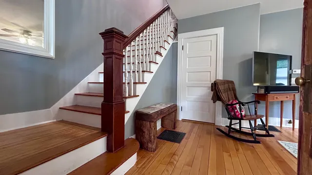 $2,300 | 20 Mitchell Place, Laconia, NH 03246