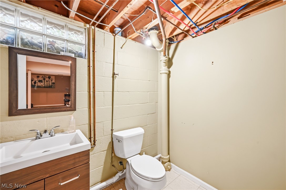 382 Ridgefield Avenue Youngstown, OH 44512 - Photo 20 of 29