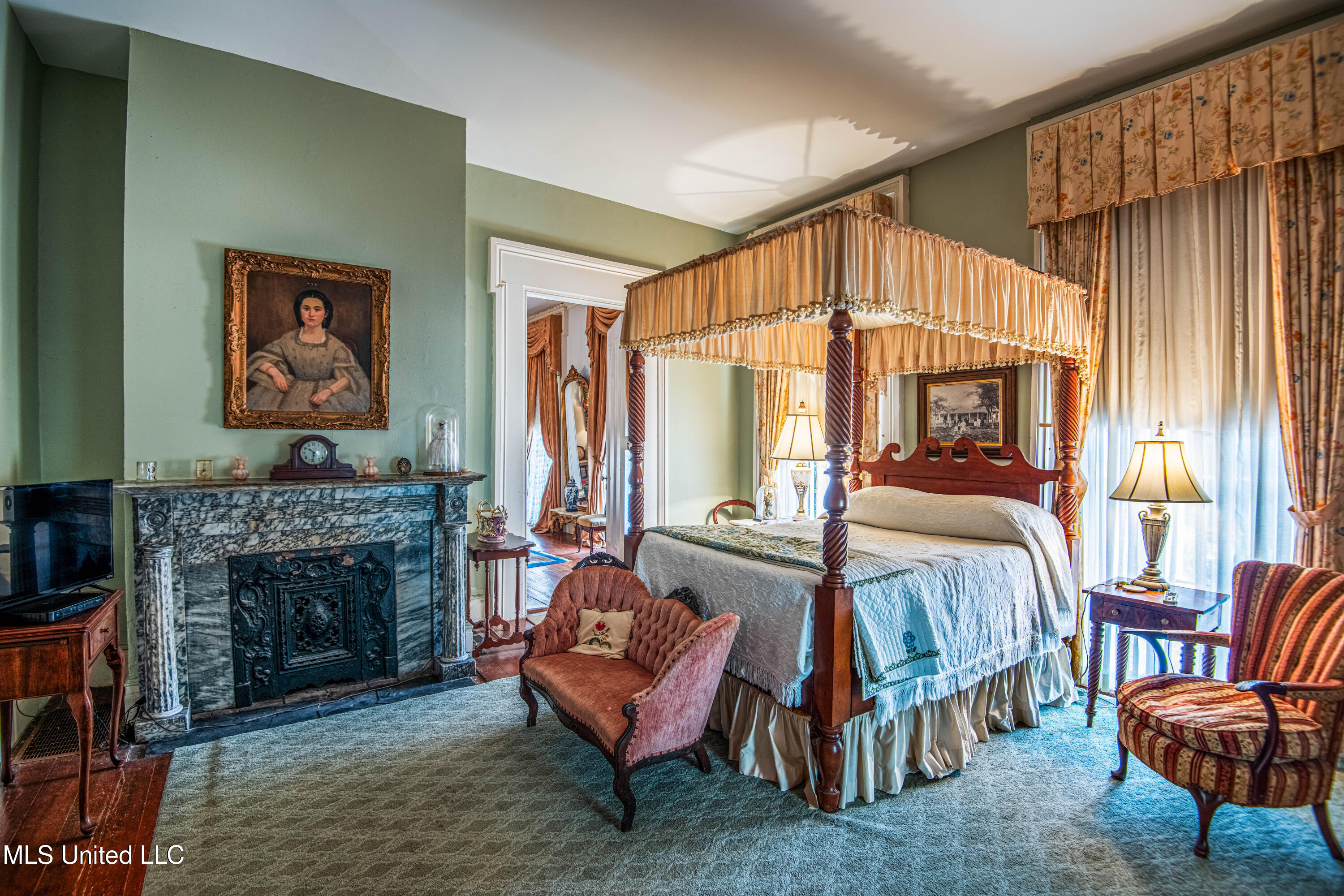 131 Winchester Road Natchez, MS 39120 - Photo 14 of 28 _NEF2579-HDR-Edit