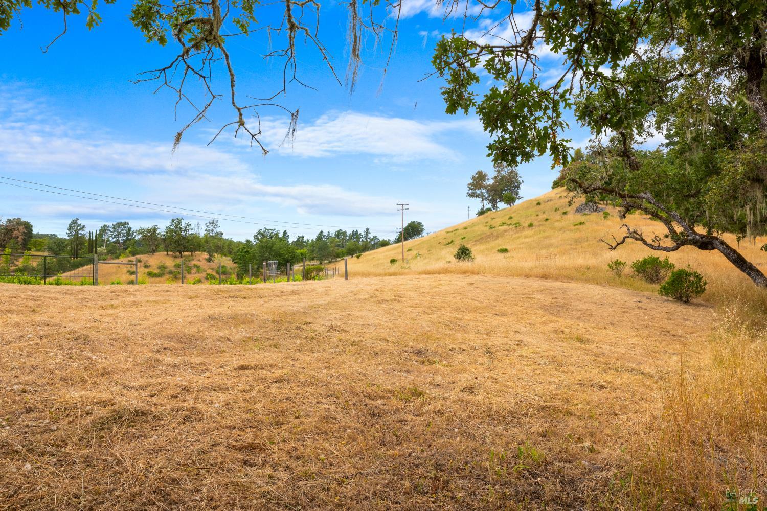 23655 Vineyard Road Geyserville, CA 95441 - Photo 12 of 38