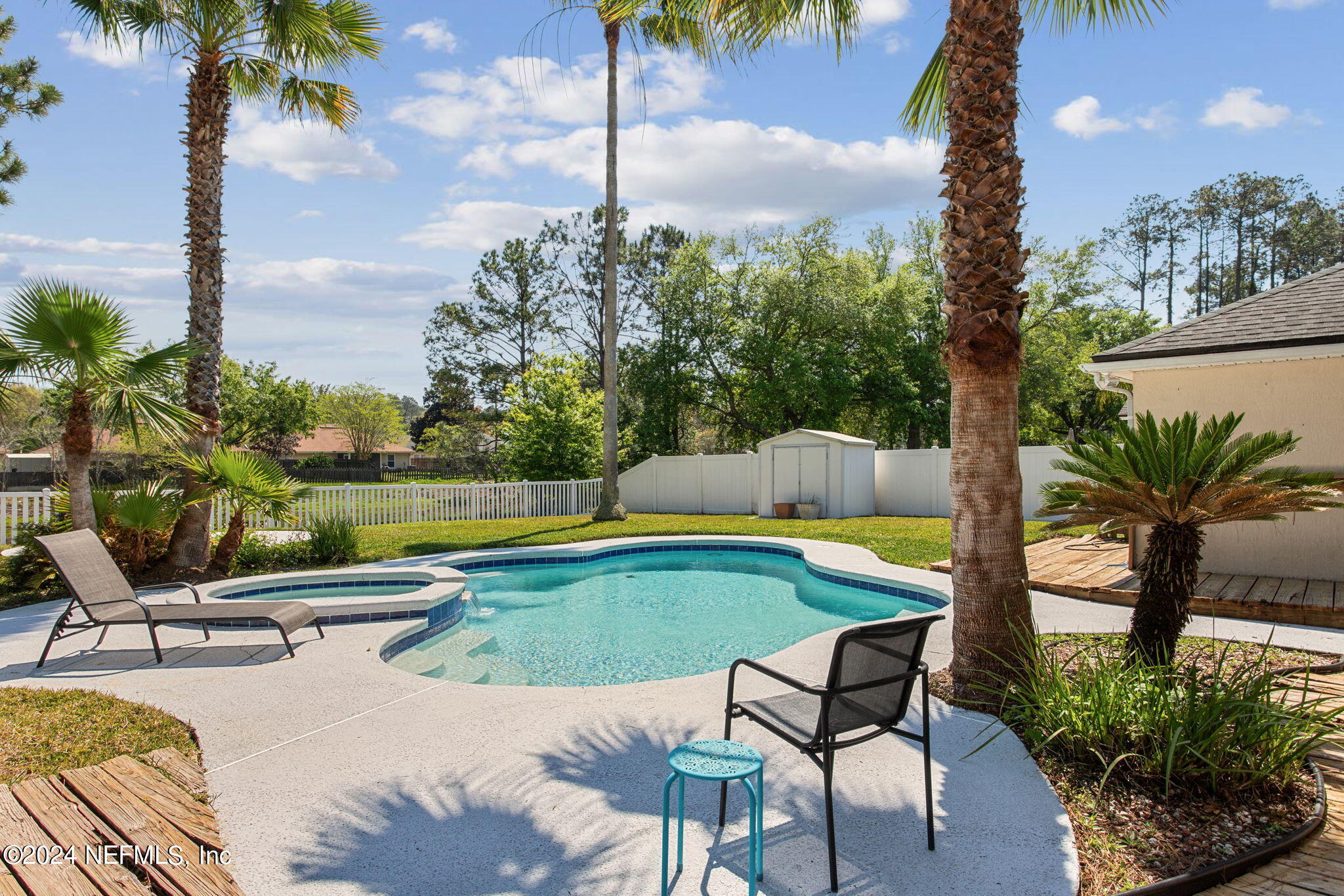 300 Bay Point Way South