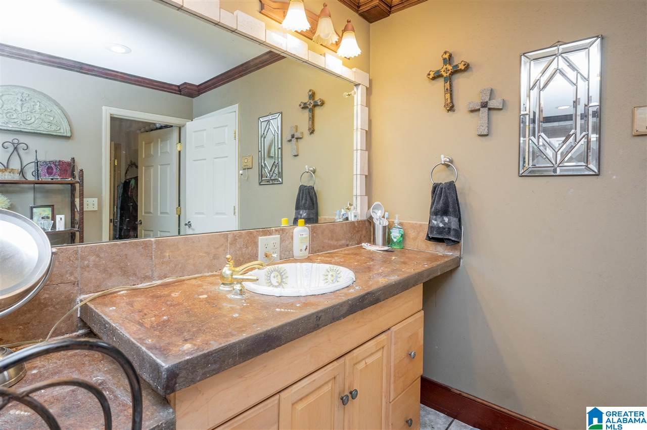1714 Ridge Road Birmingham, AL 35209 - Photo 26 of 43