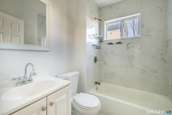 $2,500 | 340 Pleasantview Avenue, Bridgeport, CT 06606