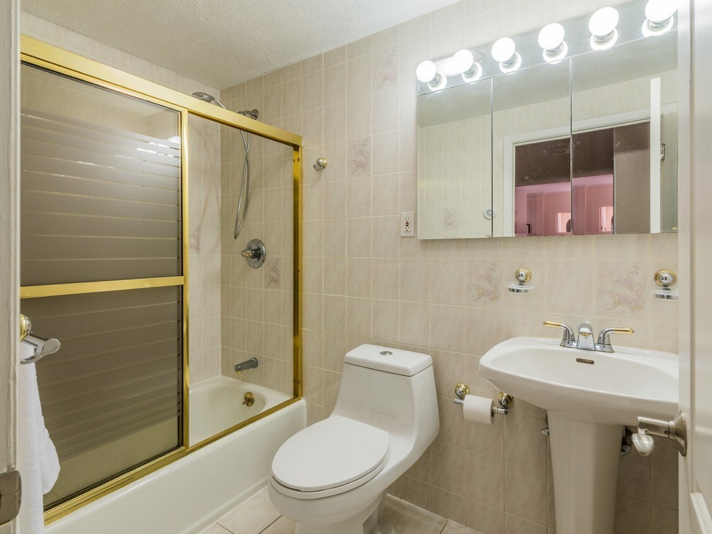 210 Lake Shore Road, Unit 2 Boston, MA 02135 - Photo 15 of 16
