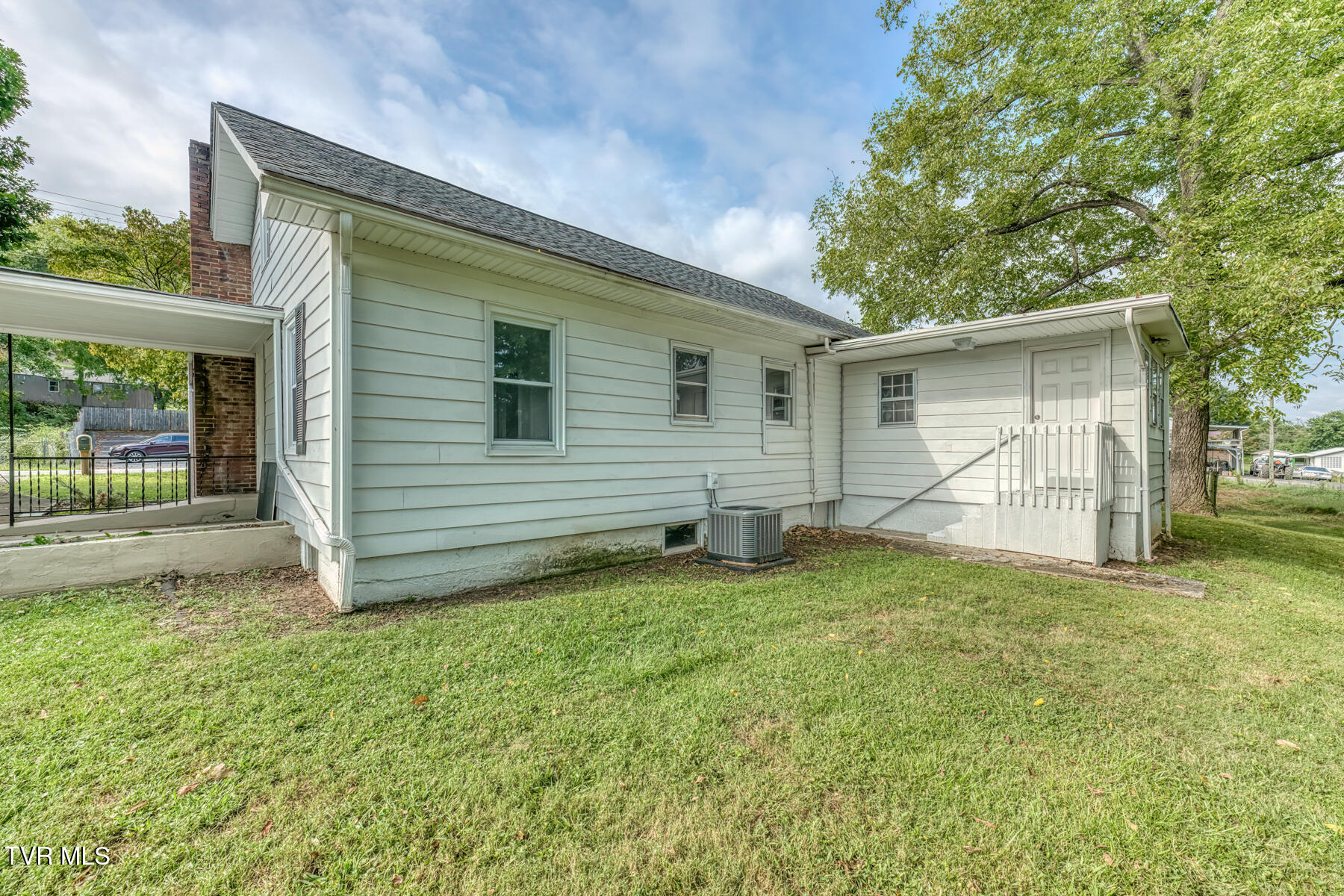1488 Southside Road Elizabethton, TN 37643 - Photo 84 of 91 1488 Southside Rd-39