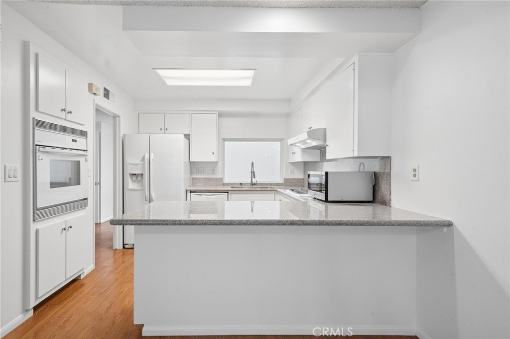 19311 Oak Crossing Road Newhall, CA 91321 - Photo 7 of 49