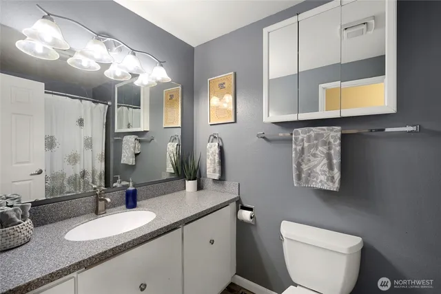 $659,950 | 7523 30th Street West, University Place, WA 98466