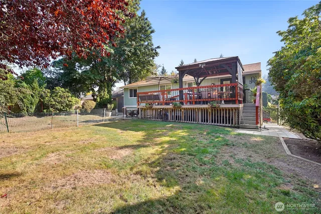 $659,950 | 7523 30th Street West, University Place, WA 98466