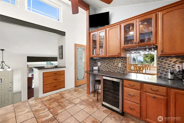 $659,950 | 7523 30th Street West, University Place, WA 98466