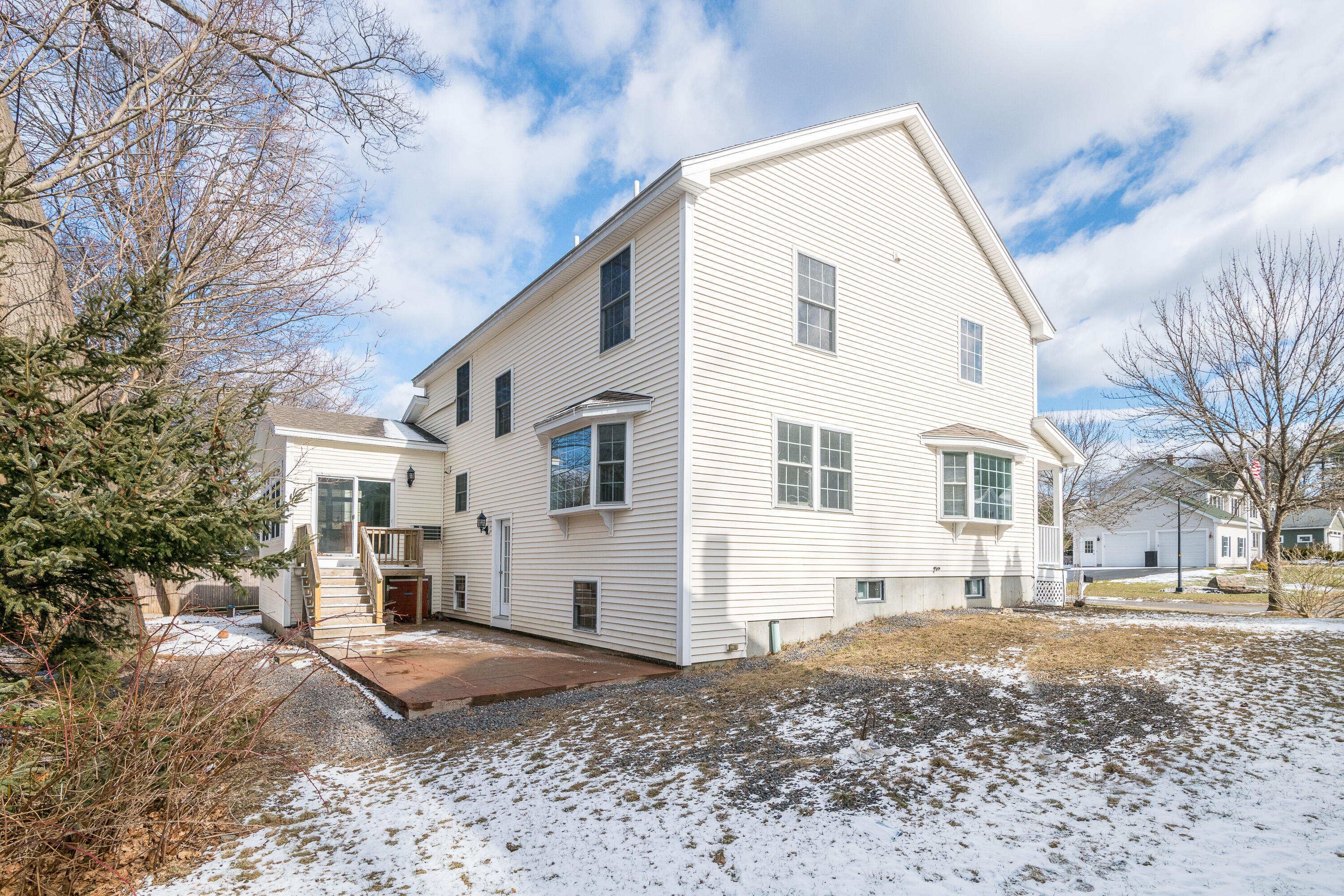 10 Blueberry Road Cape Elizabeth, ME 04107 - Photo 3 of 17 10_10 Blueberry Rd_PGM_Print