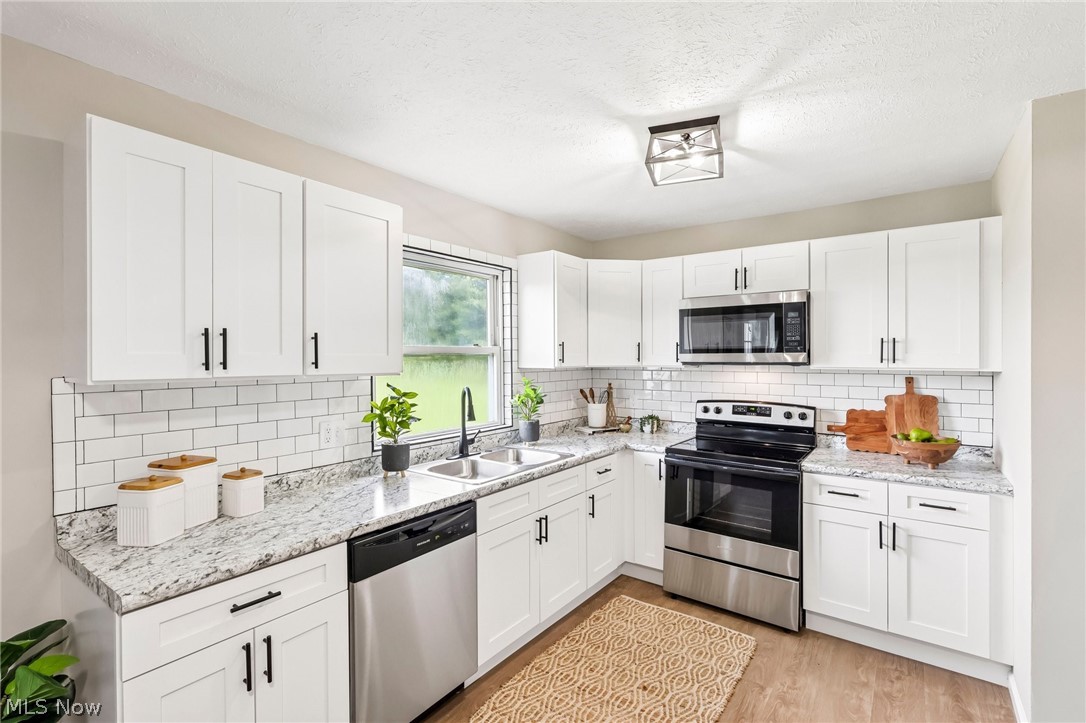 10139 Minyoung Road Ravenna, OH 44266 - Photo 7 of 47 Gallery Image 7