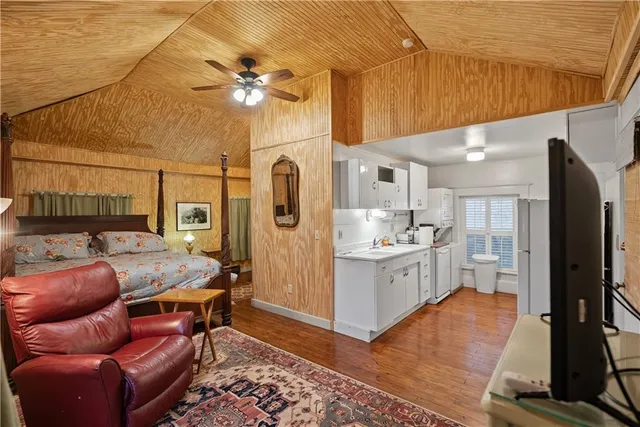 $249,900 | 702 South Spruce Street, Coffeyville, KS 67337