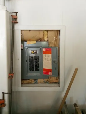 $249,900 | 702 South Spruce Street, Coffeyville, KS 67337