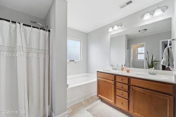 $2,095 | 206 Zonnie Lane, Jacksonville, NC 28540