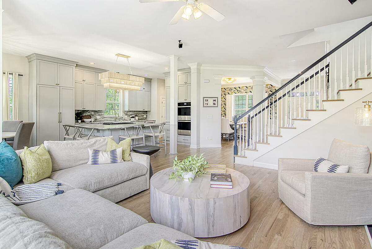 701 Netherton Court Charleston, SC 29492 - Photo 18 of 69 Living / Family Space