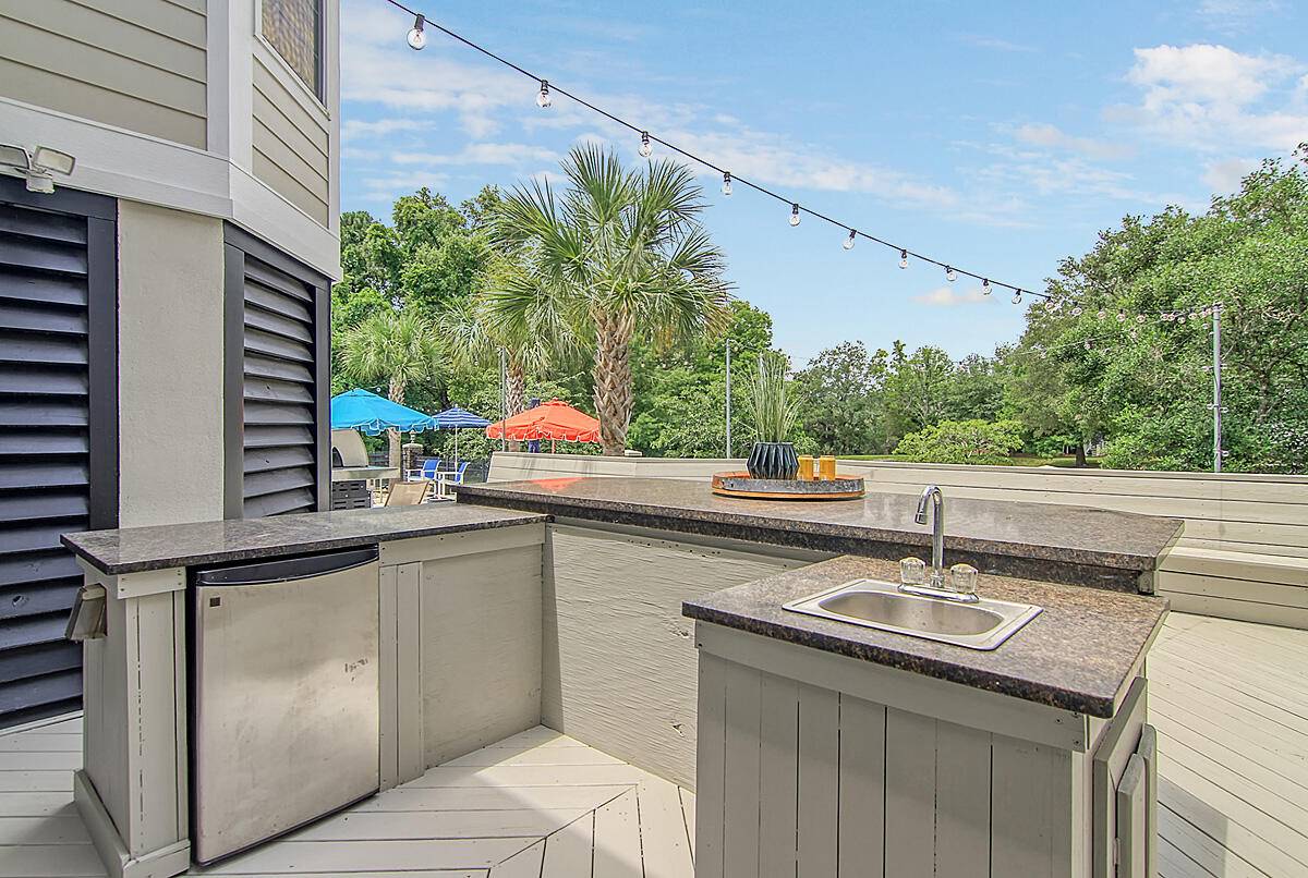 701 Netherton Court Charleston, SC 29492 - Photo 52 of 69 Entertaining Made Easy