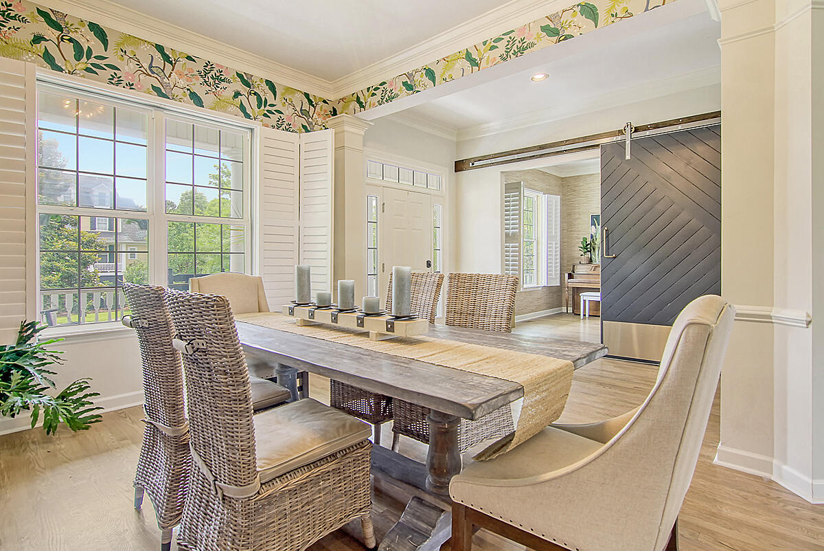 701 Netherton Court Charleston, SC 29492 - Photo 7 of 69 Open Living