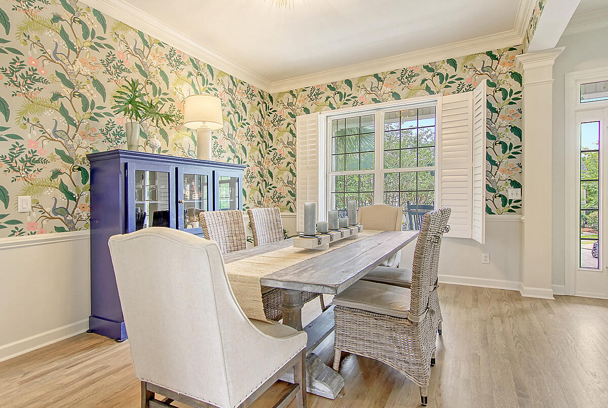 701 Netherton Court Charleston, SC 29492 - Photo 9 of 69 Dining or Lounge Space