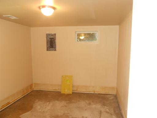 3512 Ronald Road Crete, IL 60417 - Photo 11 of 14 a view of an empty room