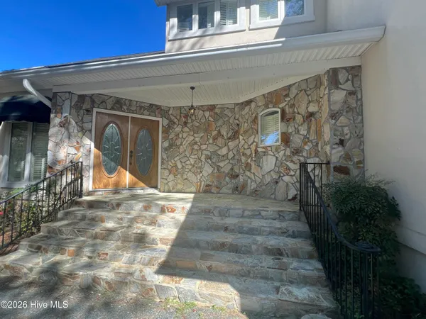 $625,000 | 609 Cottonwood Court, Vass, NC 28394