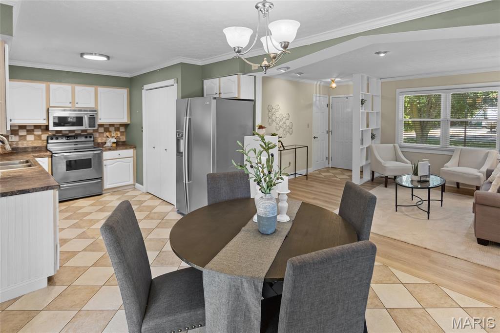 712 Riviera Circle Edwardsville, IL 62025 - Photo 27 of 95 Gallery Image 27