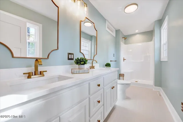 $300,000 | 1915 Delwood Drive West, Wilson, NC 27893