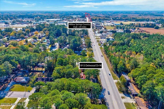 $300,000 | 1915 Delwood Drive West, Wilson, NC 27893