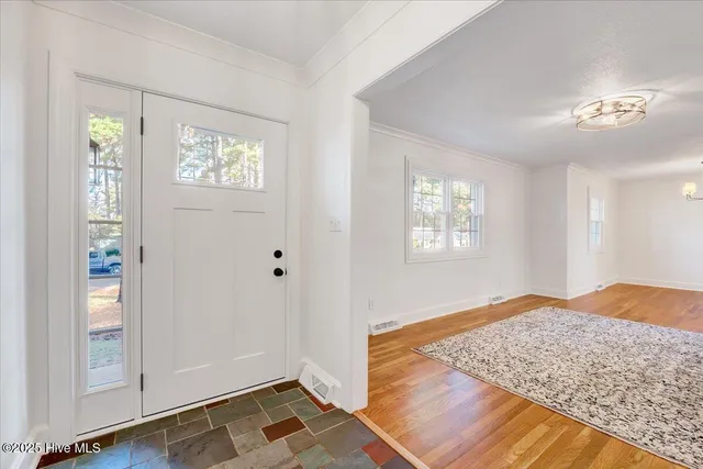 $300,000 | 1915 Delwood Drive West, Wilson, NC 27893