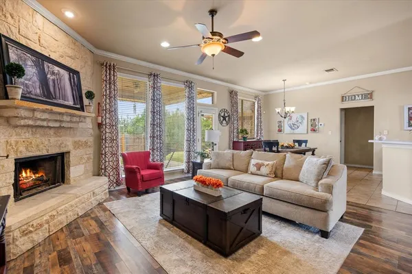 $369,000 | 2804 Tour Court, Granbury, TX 76049