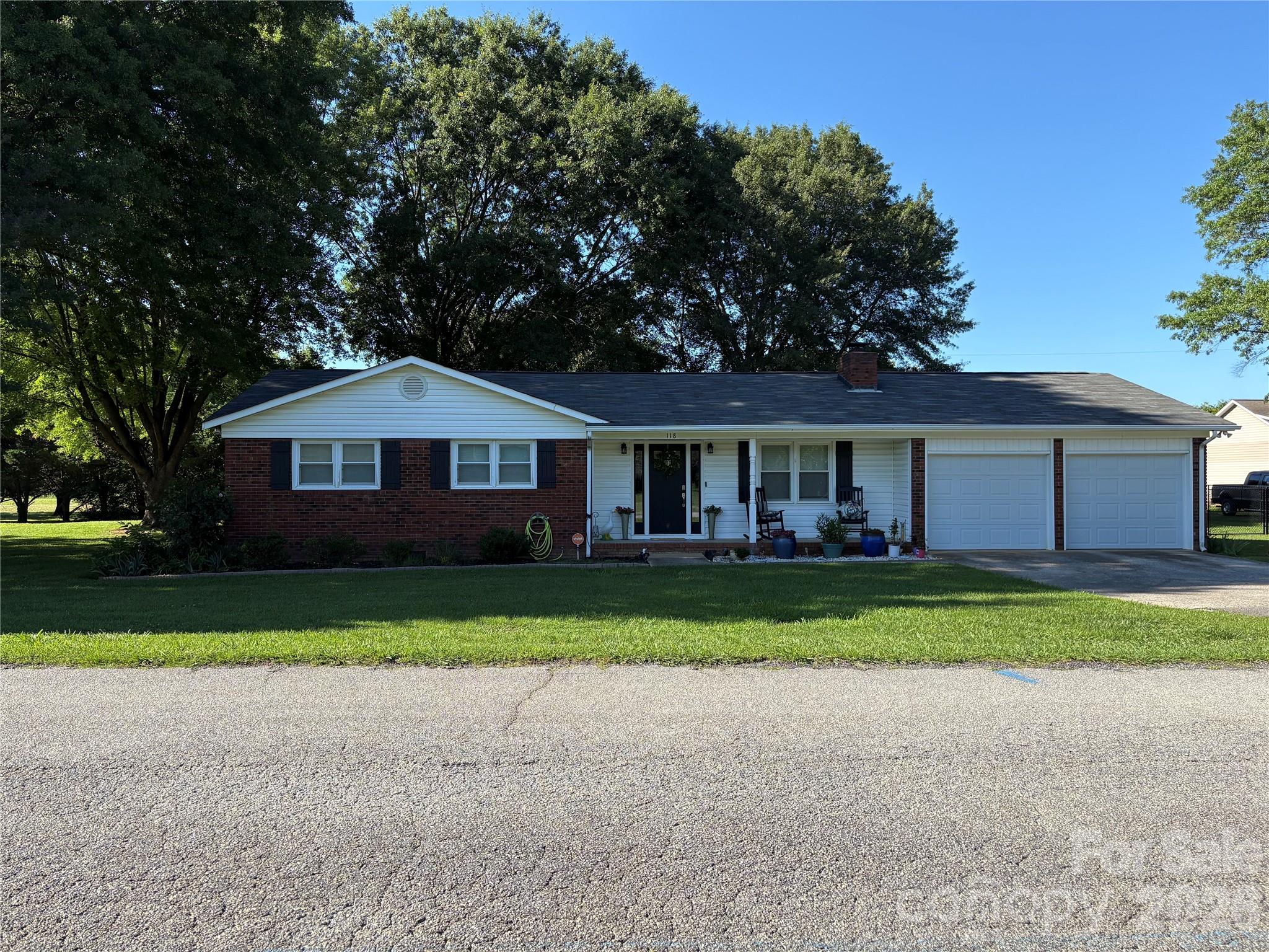118 State Rd S-11-602 Gaffney, SC 29341 - Photo 2 of 2