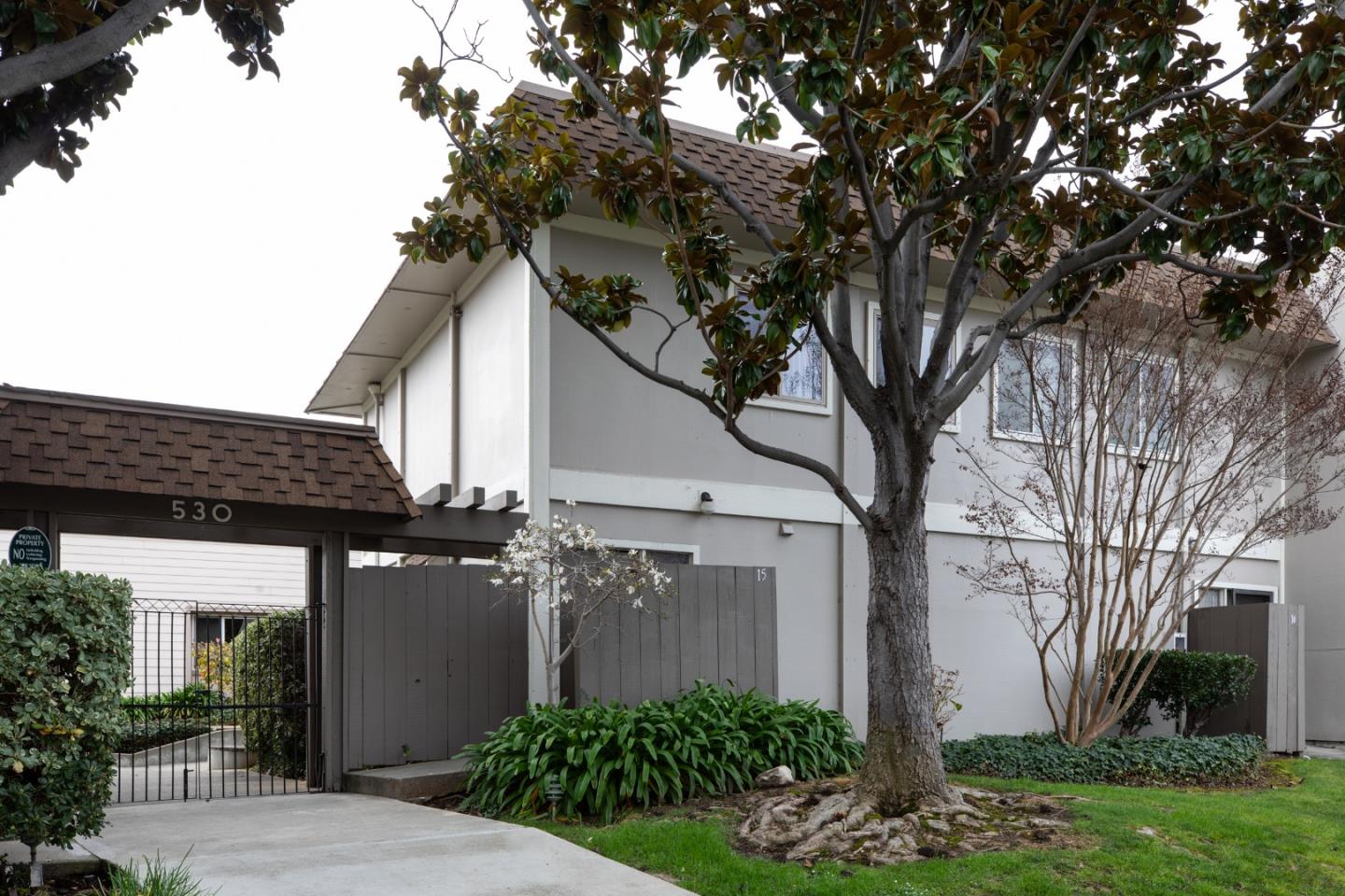 a front view of house with yard