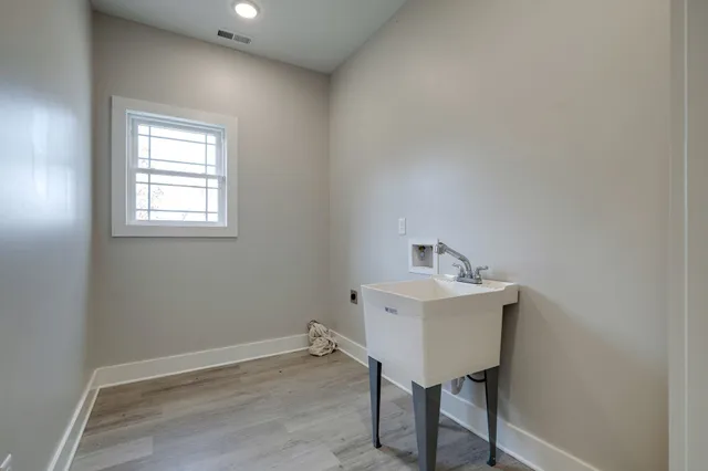 a house view with a outdoor space