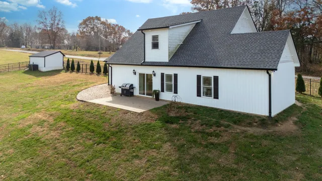 a view of a outdoor space