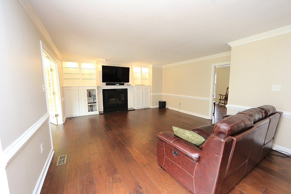 316 Baytree Lane Raleigh, NC 27615 - Photo 11 of 29 Family Room
