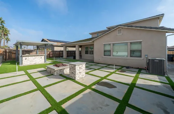 $1,169,900 | 11323 North Via San Toma Drive, Fresno, CA 93730