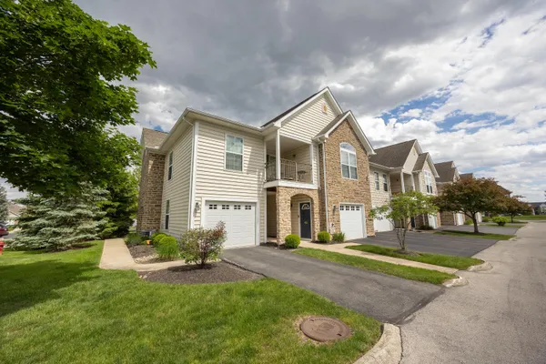 $290,000 | 3953 Rue De Brittany, Unit 3953A, Columbus, OH 43221