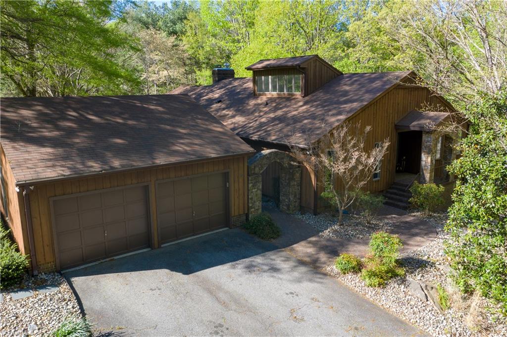8805 Dapple Grey Road Oak Ridge, NC 27310 - Photo 2 of 29