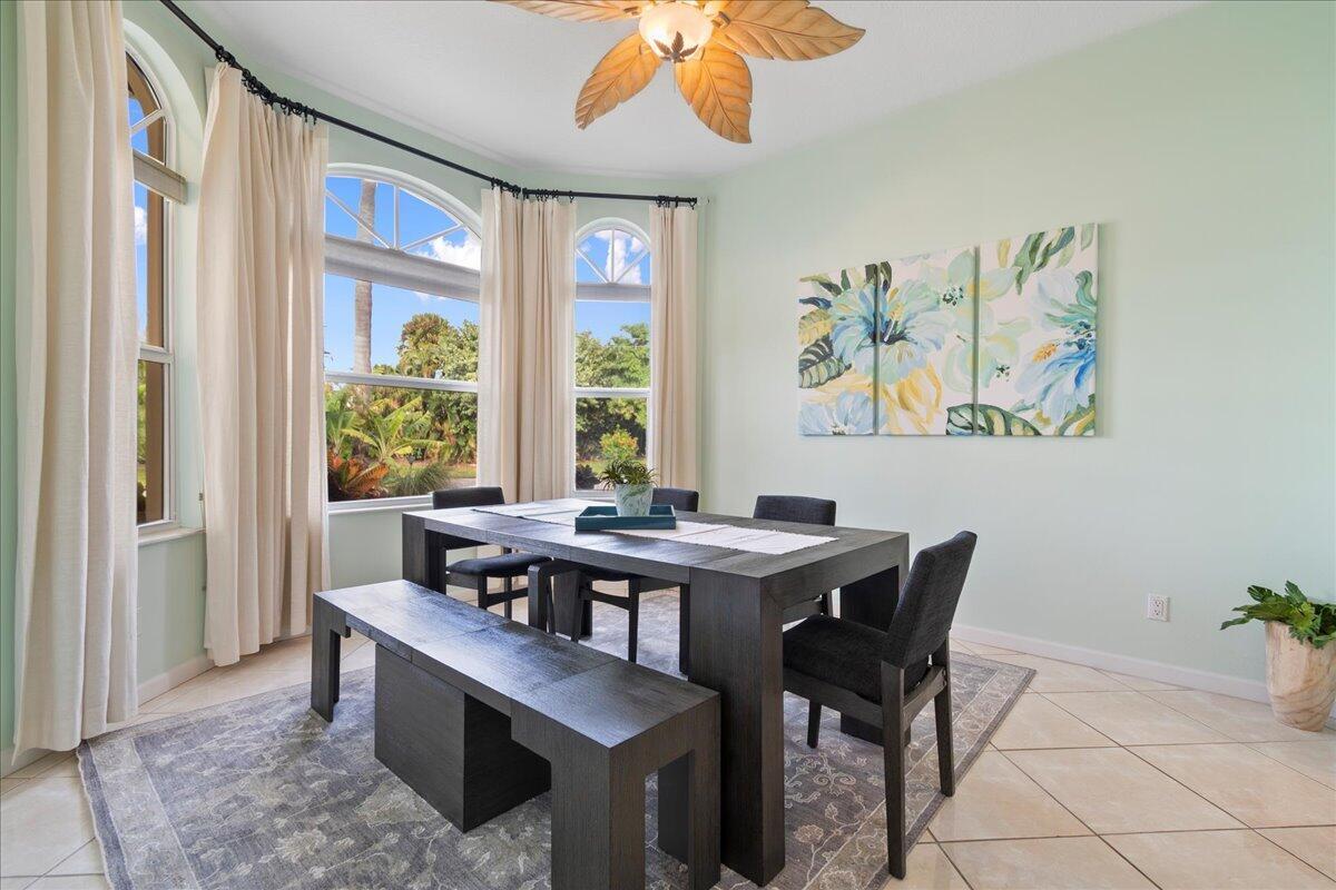 72 Waterway Road Jupiter, FL 33469 - Photo 11 of 57 Dining room