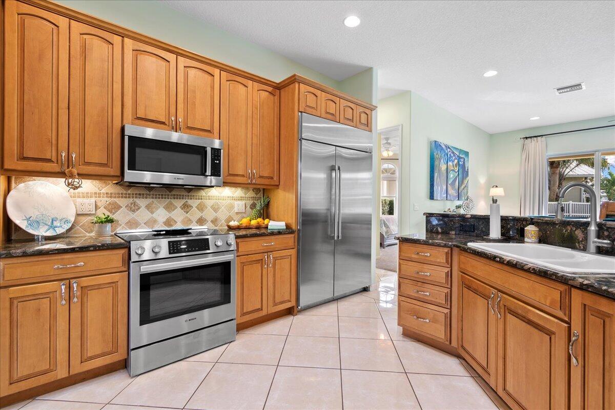 72 Waterway Road Jupiter, FL 33469 - Photo 5 of 57 Open Kitchen
