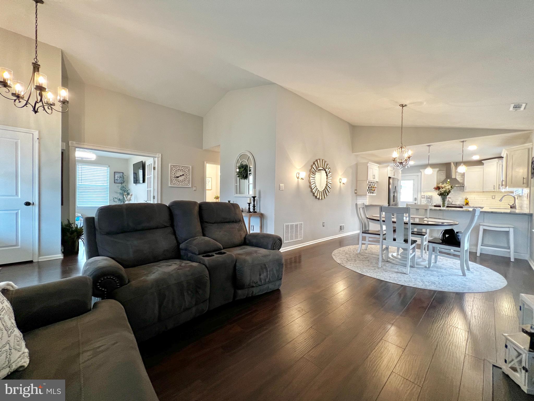 5 Cameron Circle Laurel Springs, NJ 08021 - Photo 4 of 25 Open floor plan!