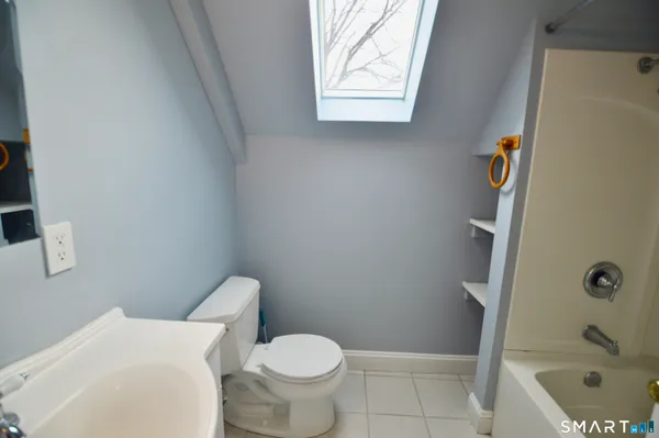 $1,400 | 32 Boston Terrace, Bridgeport, CT 06610