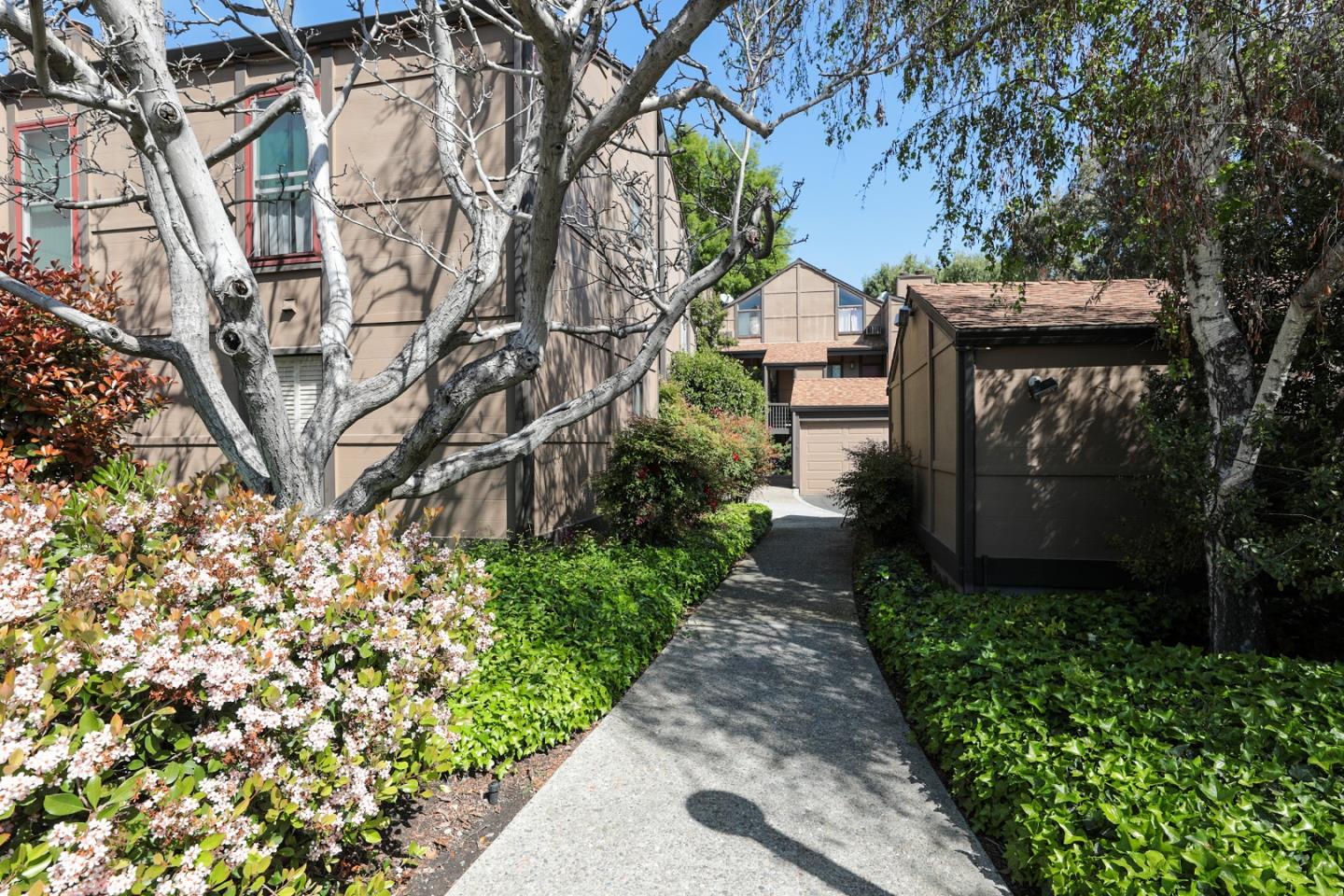 2000 Rock Street, Unit 7 Mountain View, CA 94043 - Photo 1 of 31