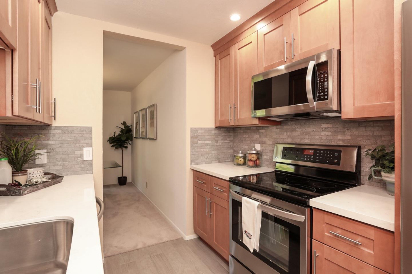 2000 Rock Street, Unit 7 Mountain View, CA 94043 - Photo 14 of 31