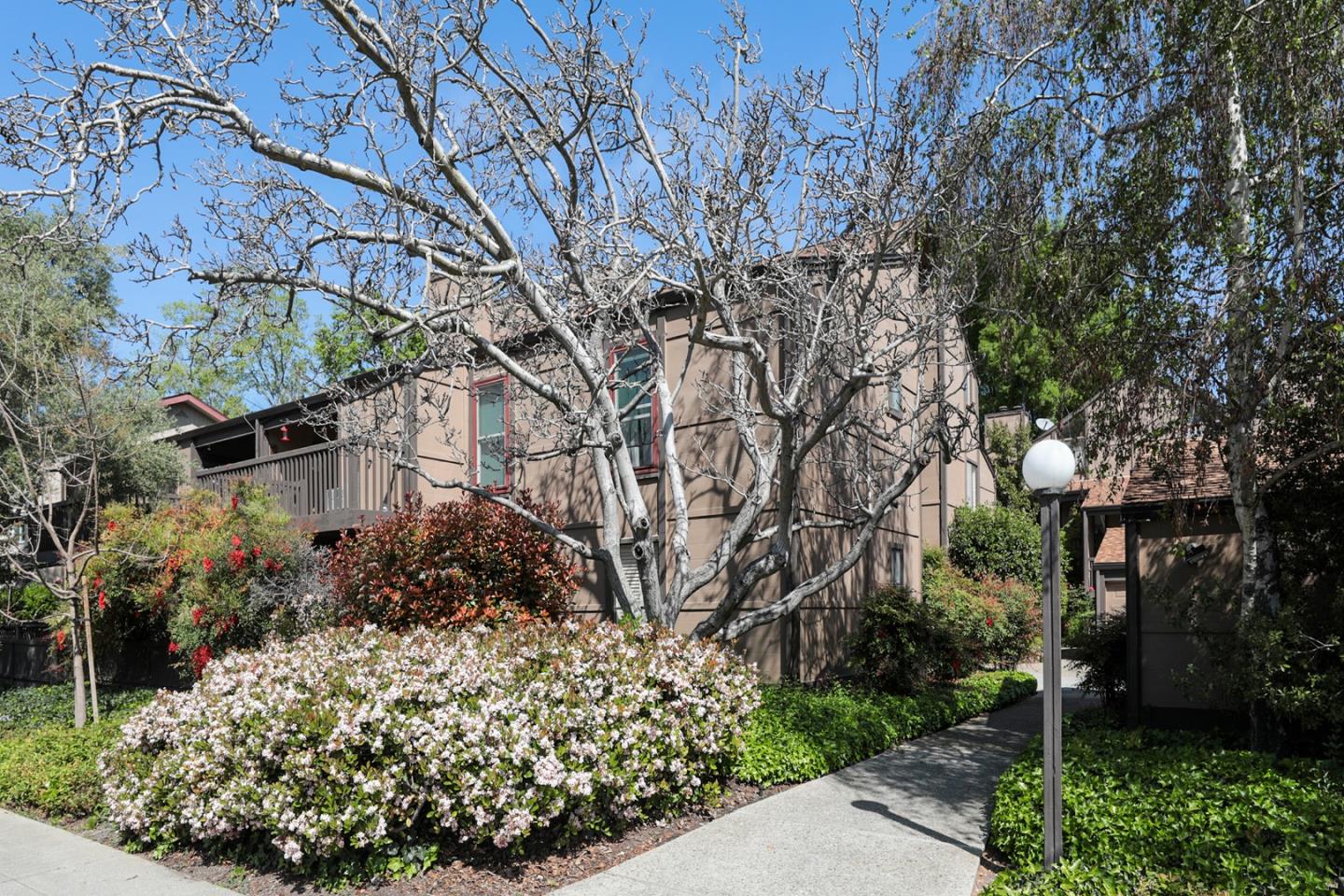 2000 Rock Street, Unit 7 Mountain View, CA 94043 - Photo 2 of 31